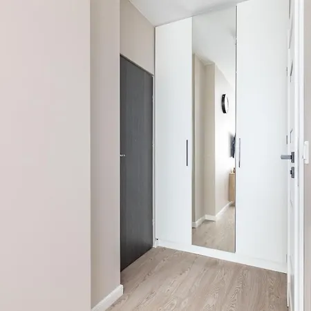 Superapart Herbu Oksza 3, Ministudio * 바르샤바